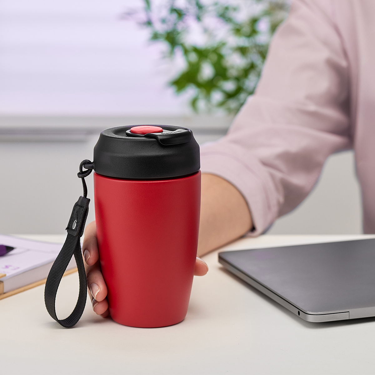 R08173.08 - 380 ml Viko thermal mug, red 