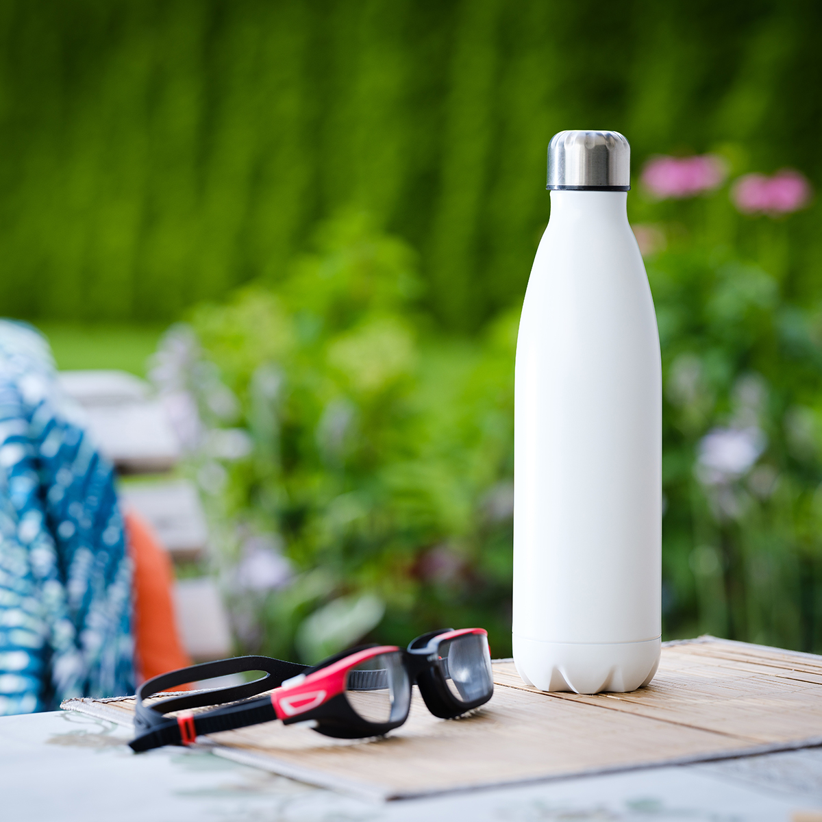 R08433.06 - 700 ml Inuvik thermal bottle, white 