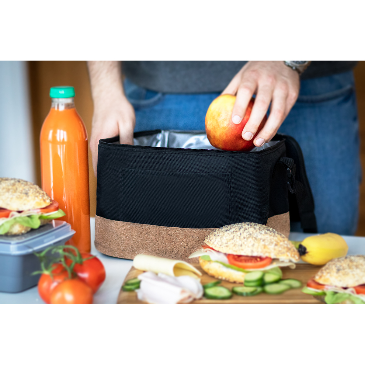 R08446.02 - Oradea Insulated Lunch Bag, black 