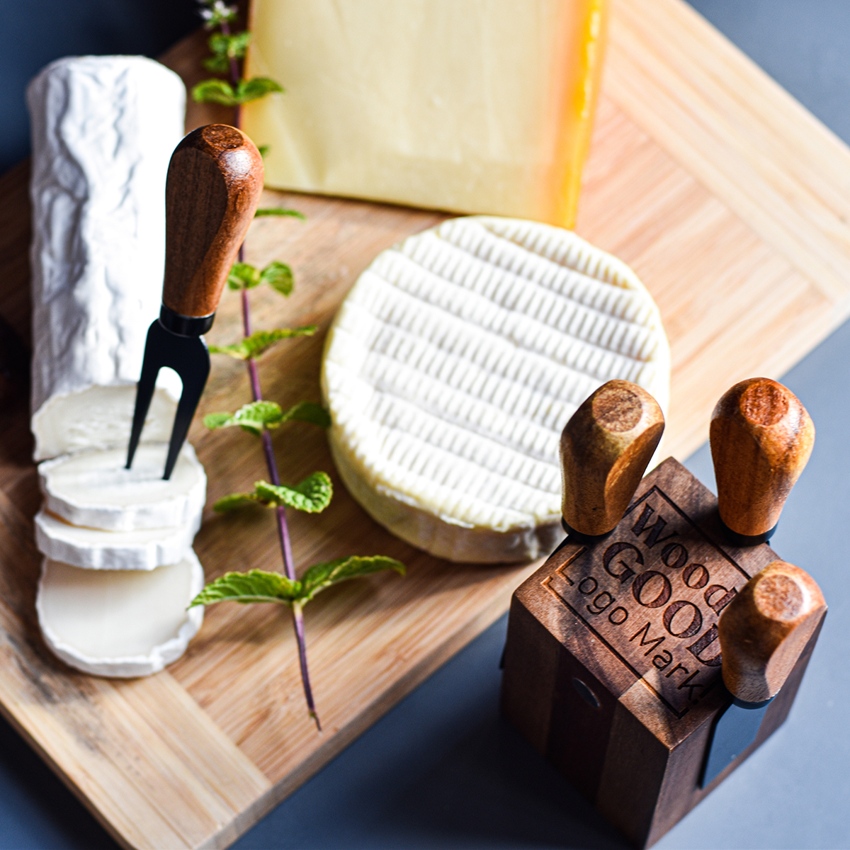 R17137.10 - Piacenza cheese set, brown 