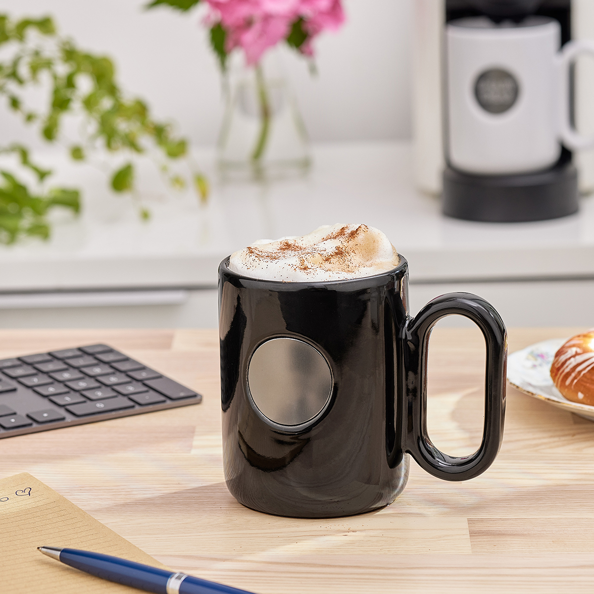 R85307.02 - 480 ml Pery ceramic mug, black 