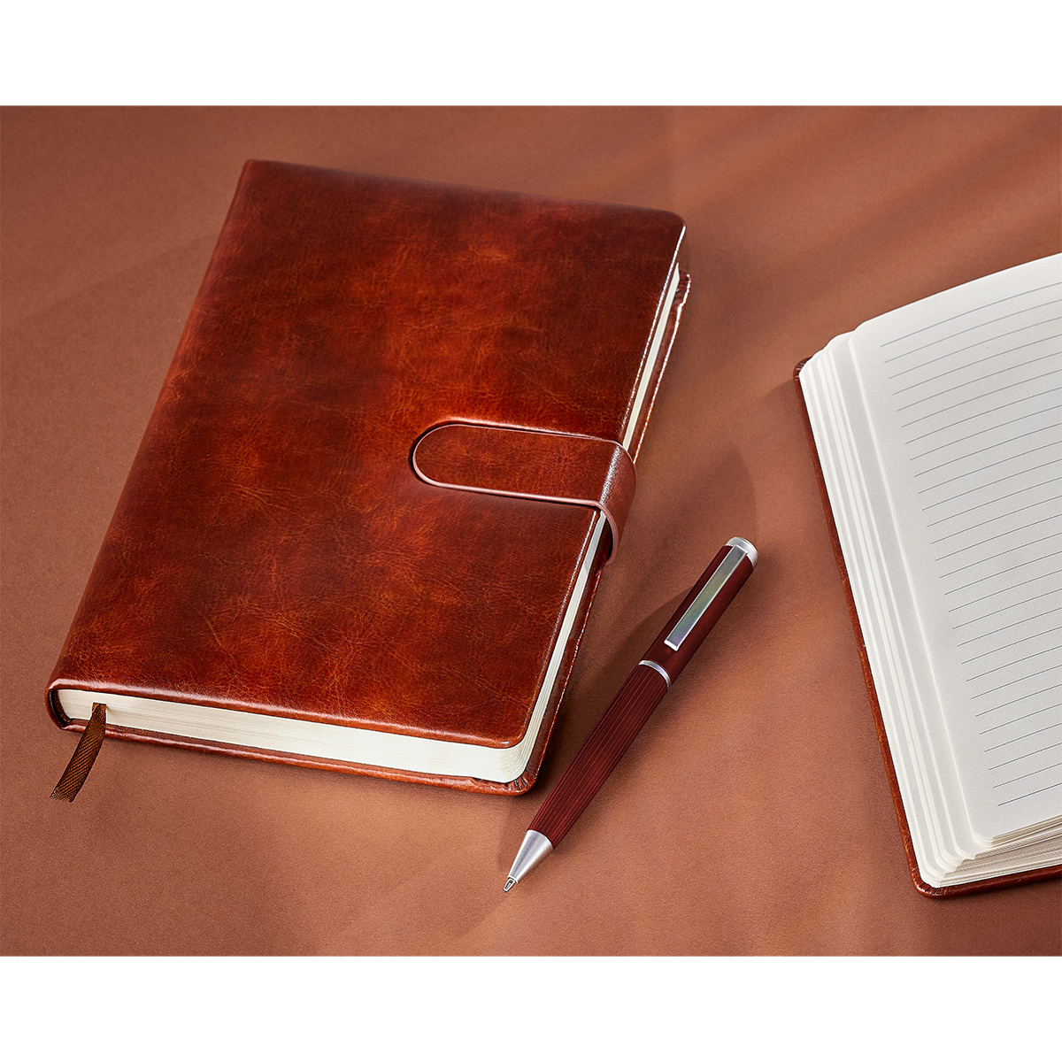 R91772.10 - Ricaso notebook, brown 