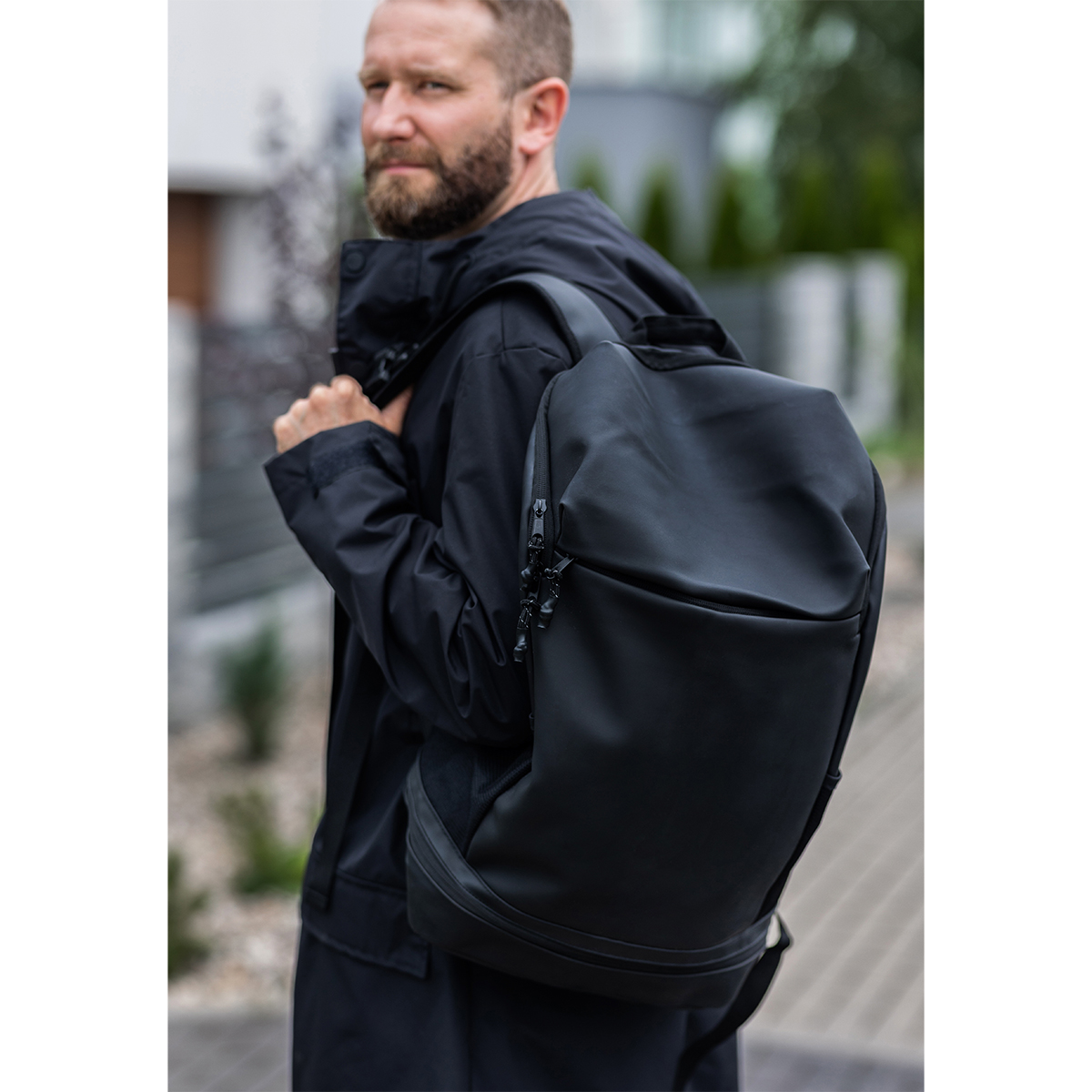 R91845.02 - Backpack Monte, black 